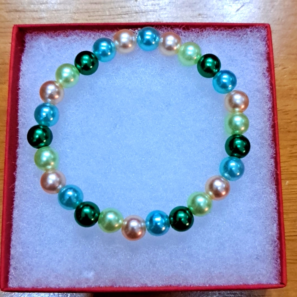 Ivy's Pearl Bracelet